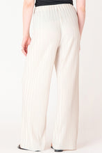 Pull on Pleated Pant