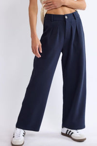 Pleat Front Knit Trouser